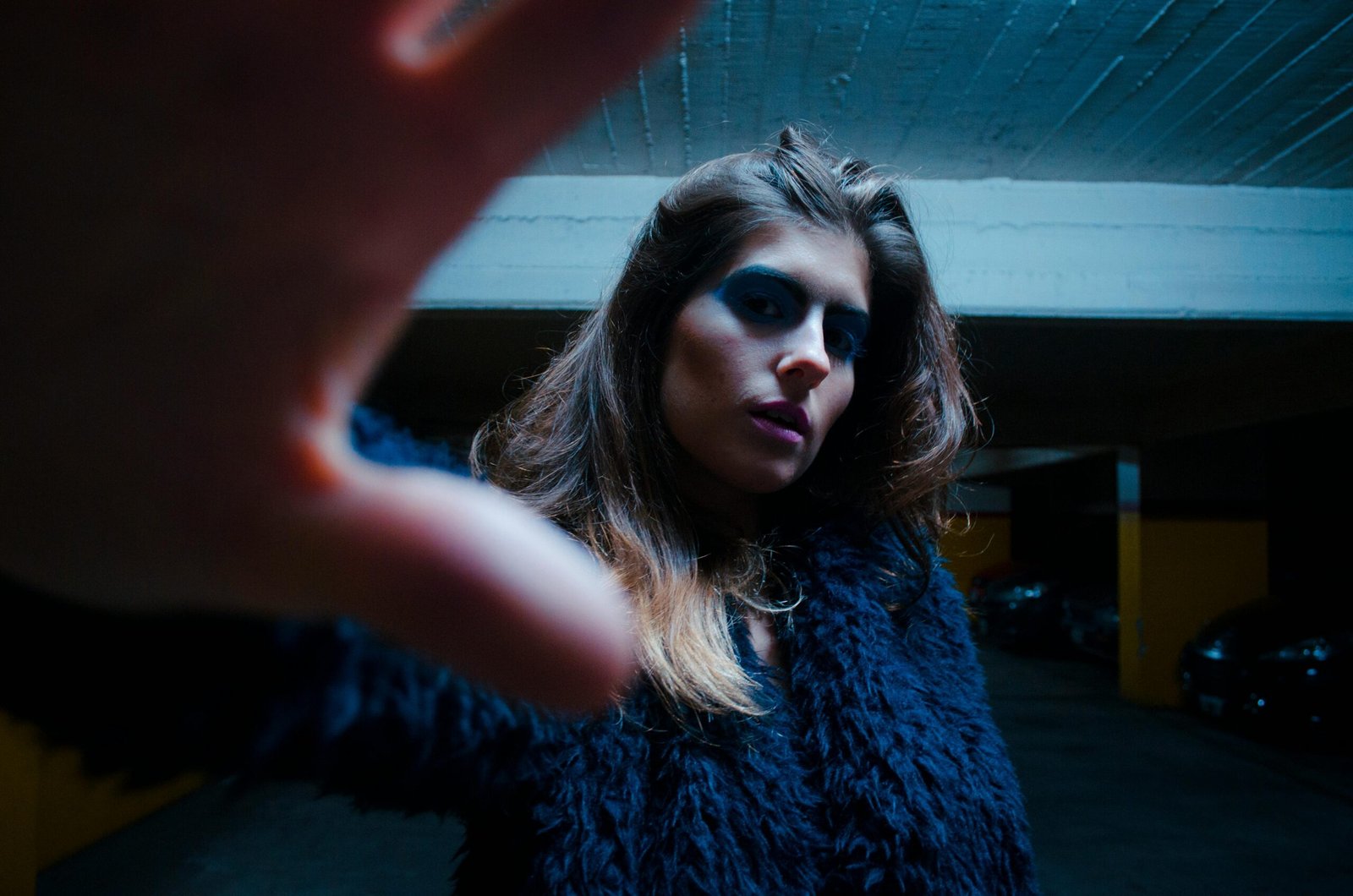 You are currently viewing How to Do the Sultry Dark Siren Makeup